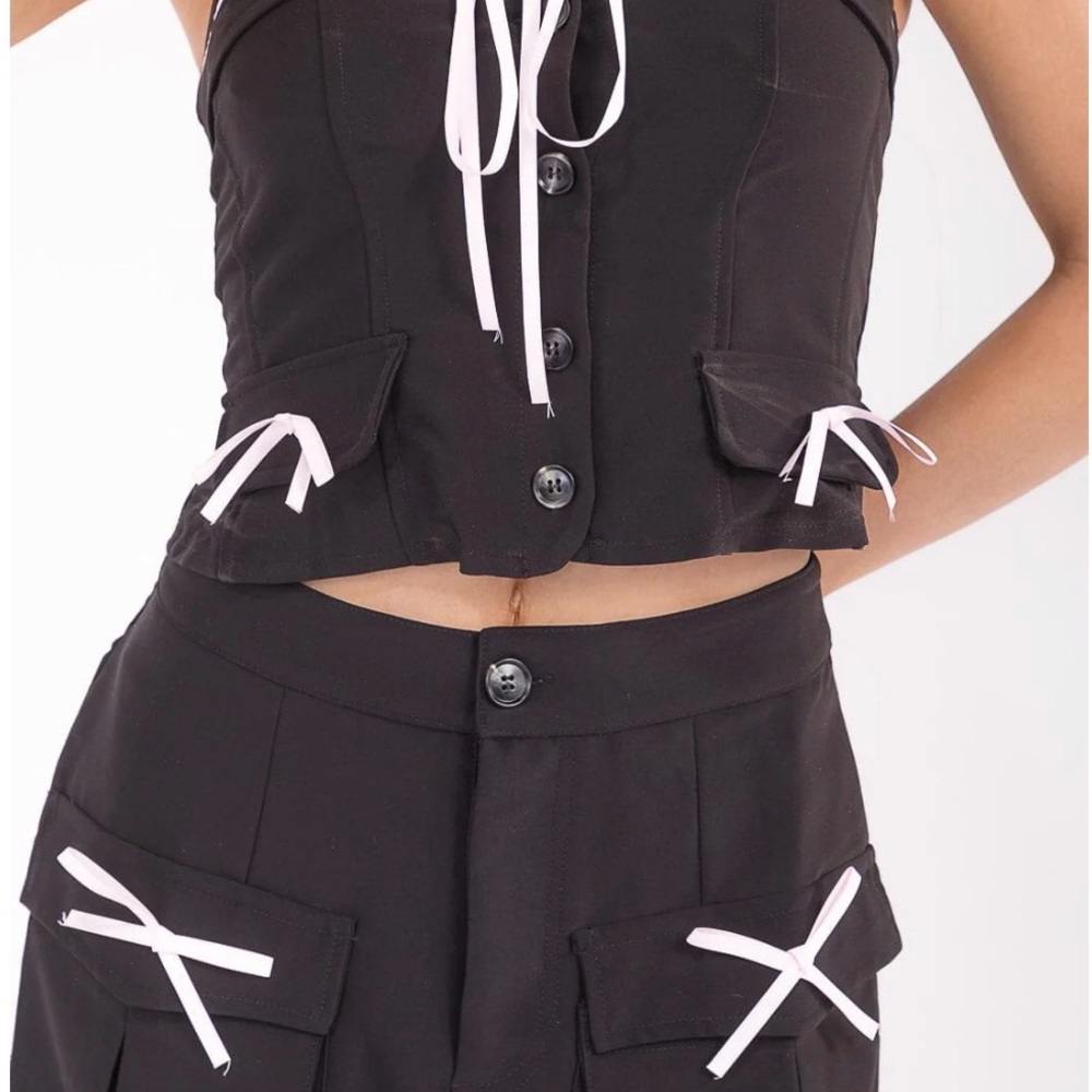 WOMEN'S SLEEVELESS TOP & BUTTON CLOSURE MIDI SKIRT SOLID BOWS 2PC. SET - Picture 2 of 4